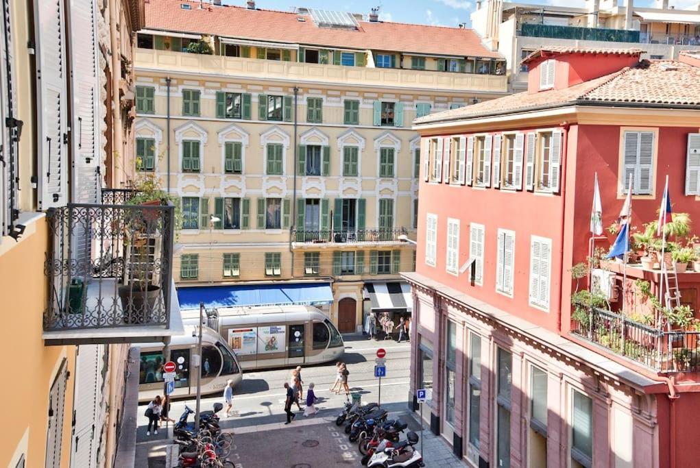 Very Nice 2P With All Comfort, City Center Ac/Wifi Exteriör bild